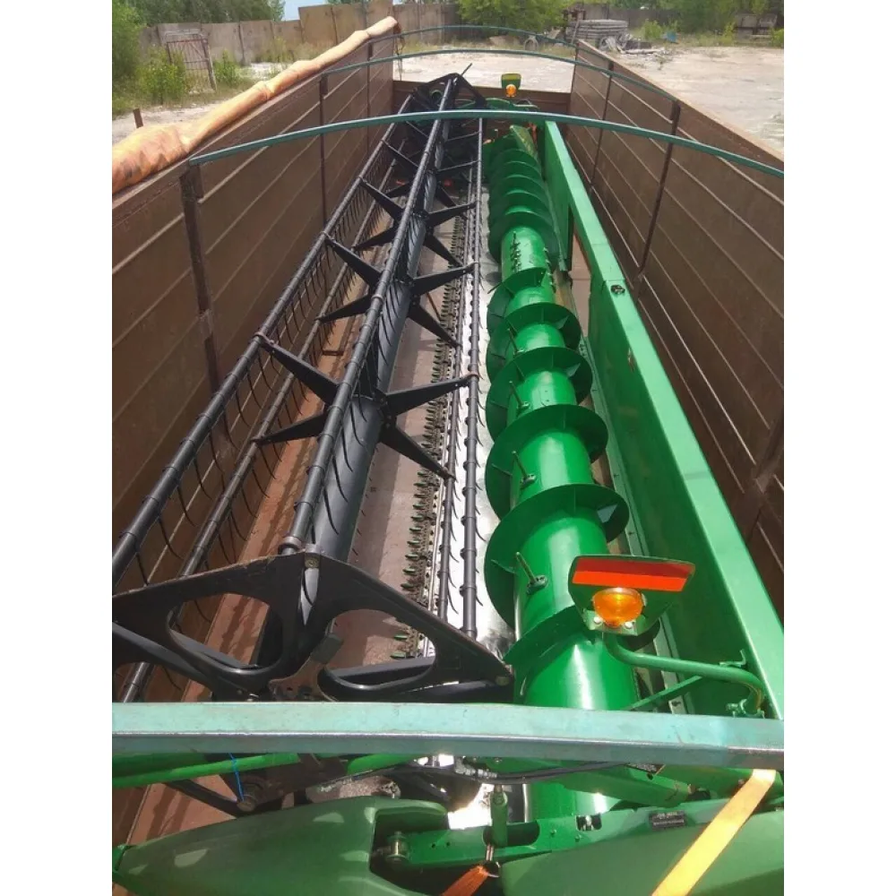 Жатка John Deere 630F Hydraflex Жатка John Deere 630F Hydraflex