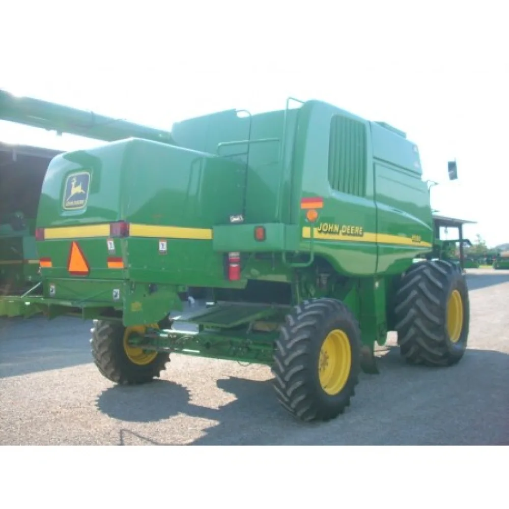 Комбайн бу John Deere 9550 2001г Комбайн бу John Deere 9550 2001г